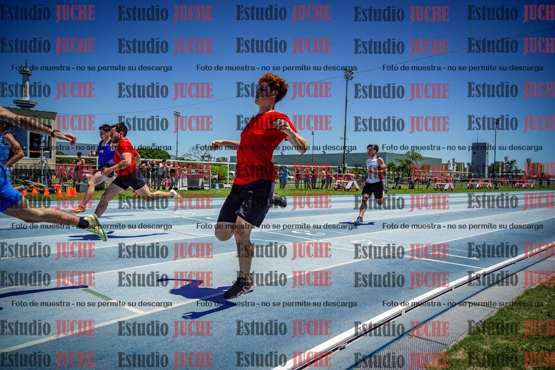 Fotos de los 100 m llanos de varones