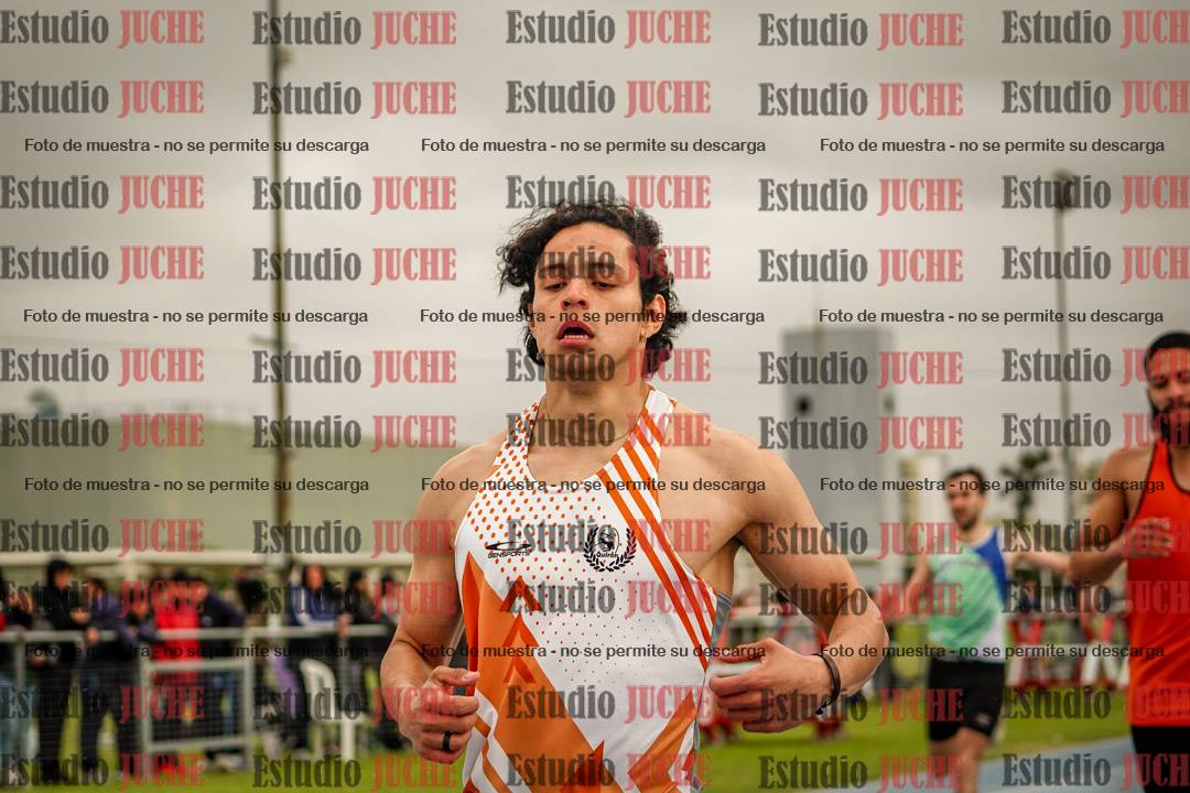 Fotos de los 400 m llanos de varones