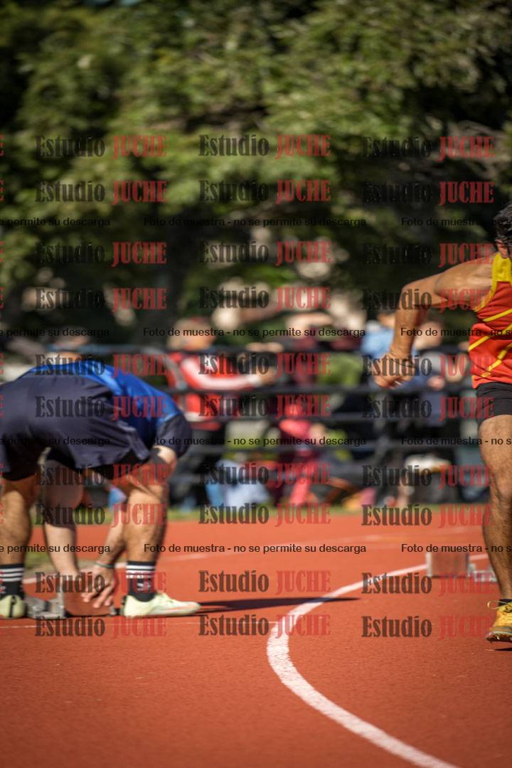 Fotos de los 200 m llanos de varones
