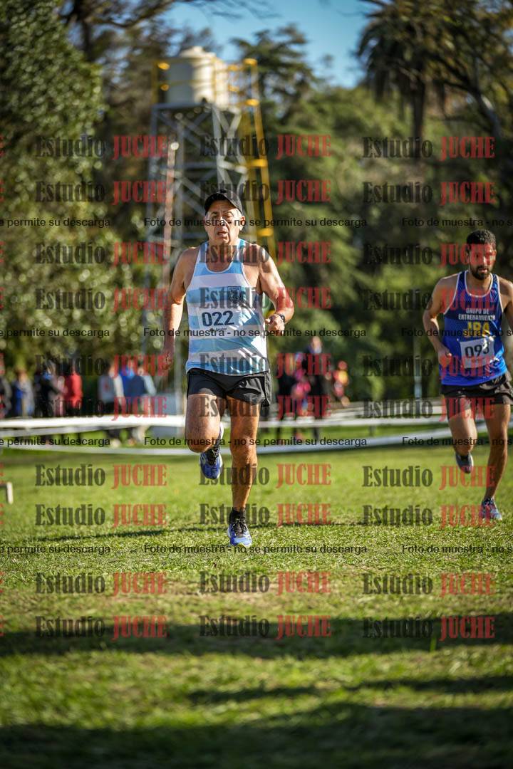 Fotos de la llegada del cross de 4000 m - varones