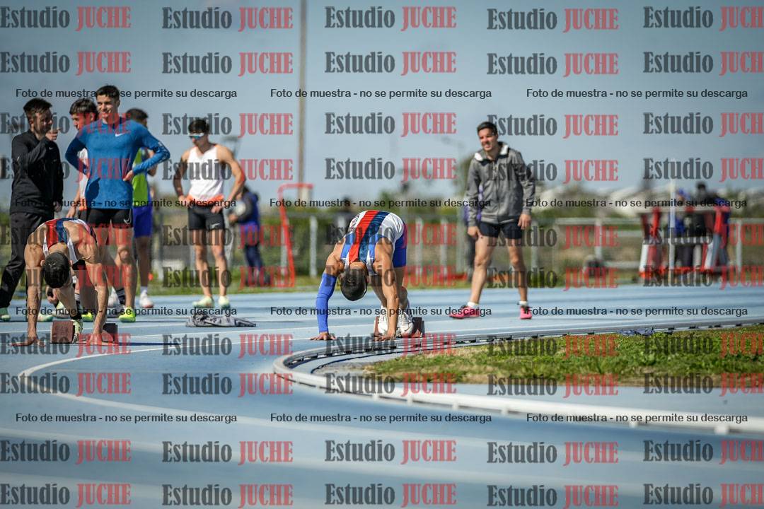 Fotos de los 200 m llanos de varones