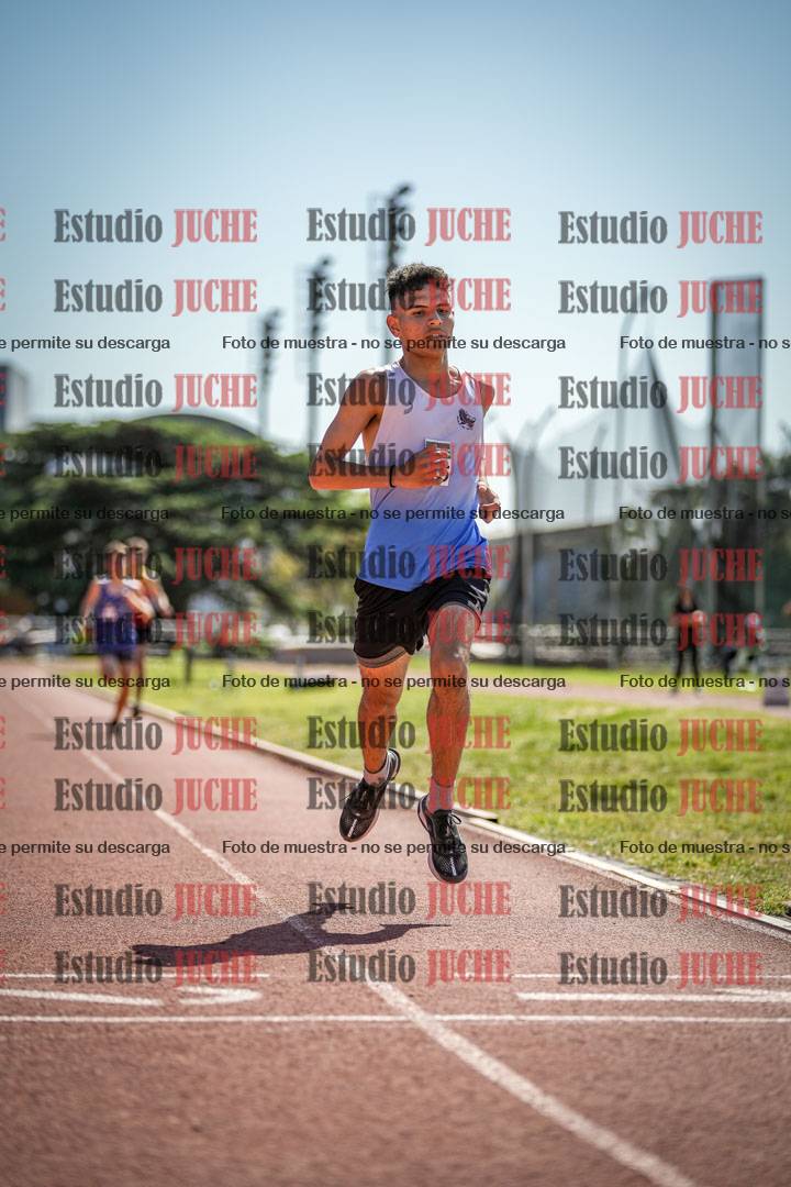 Fotos de los 2400 m de varones