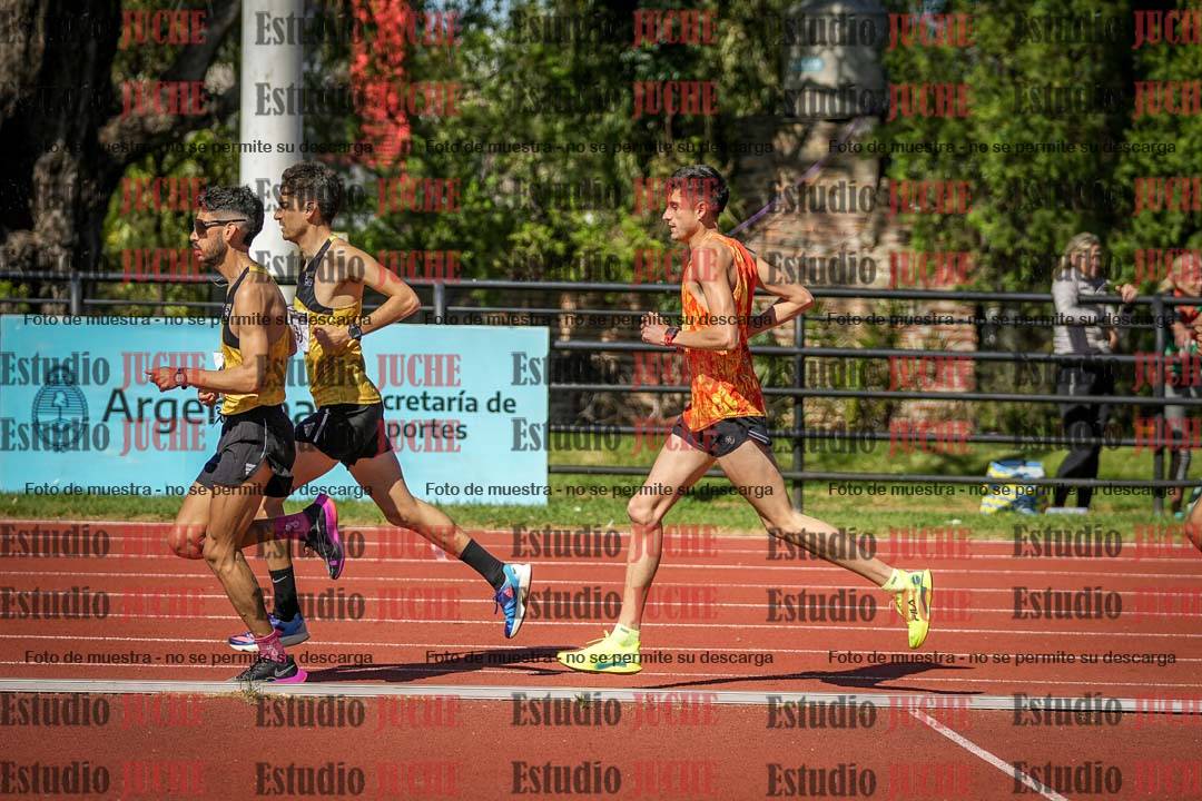 Fotos de los 10.000 m de mujeres y varones - serie 2