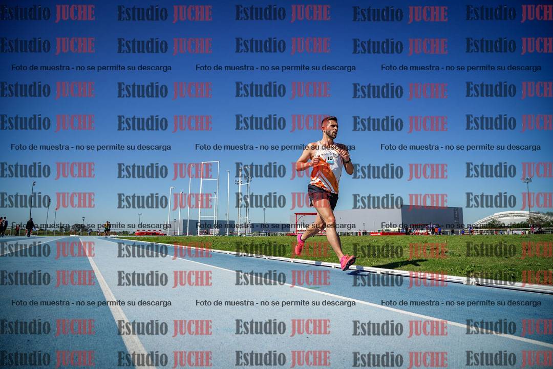 Fotos de los 5000 m de mujeres y varones - serie 2