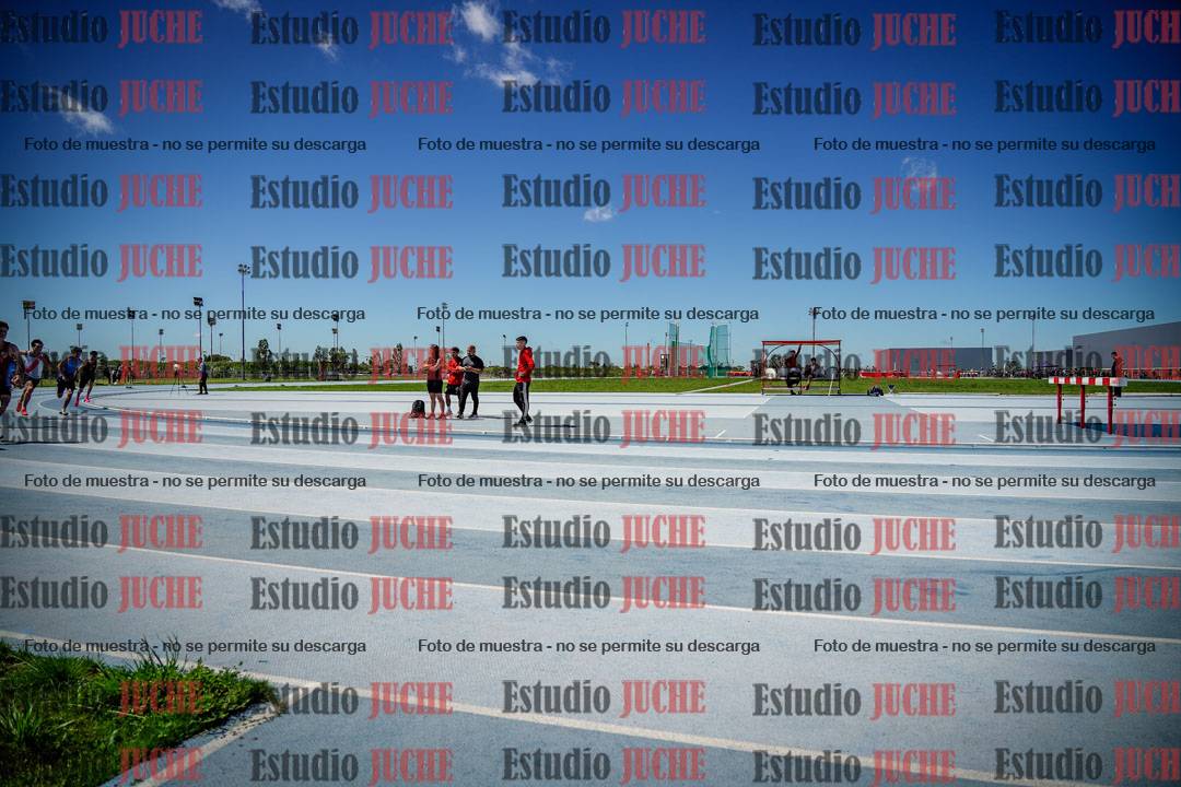 Fotos de los 200 m llanos de varones