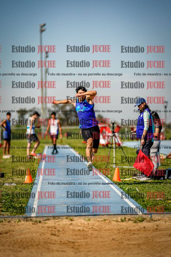 Fotos del salto triple de varones