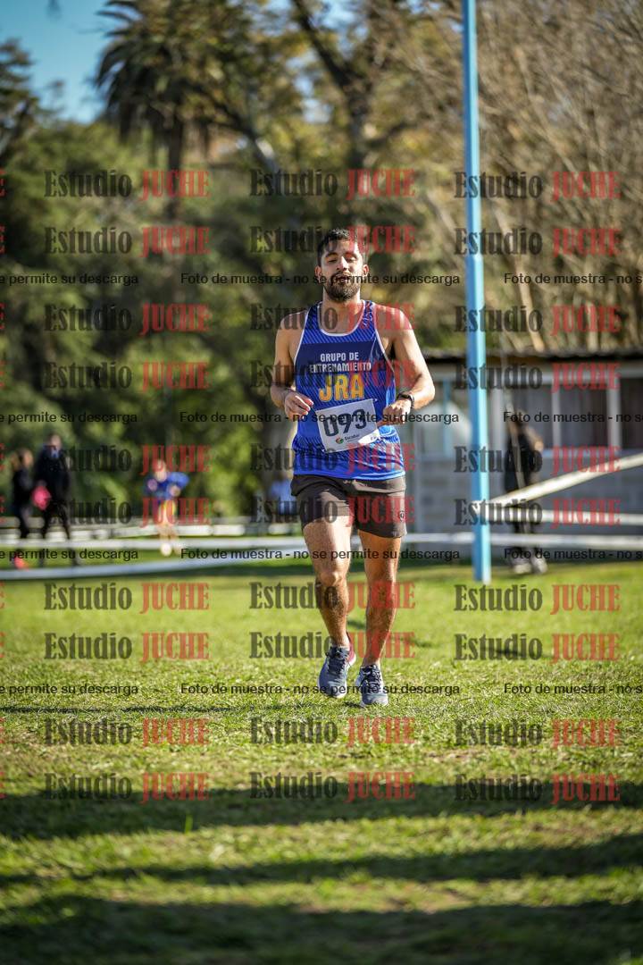 Fotos de la llegada del cross de 4000 m - varones