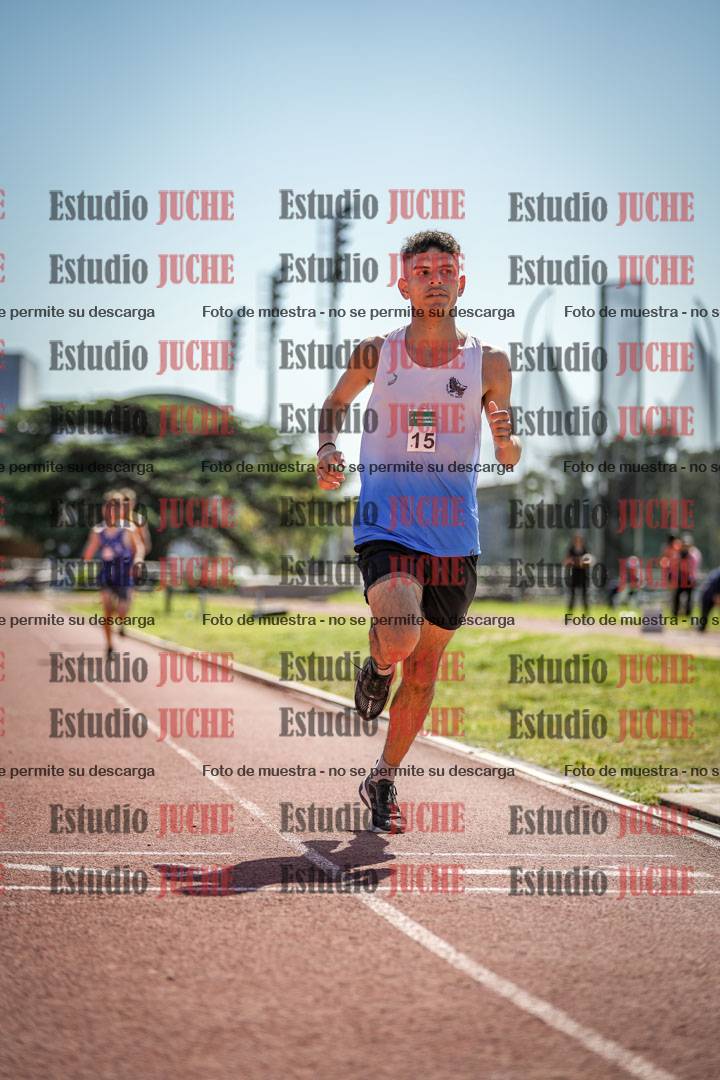 Fotos de los 2400 m de varones