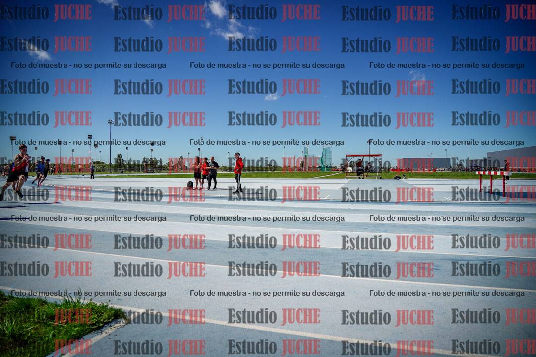 Fotos de los 200 m llanos de varones