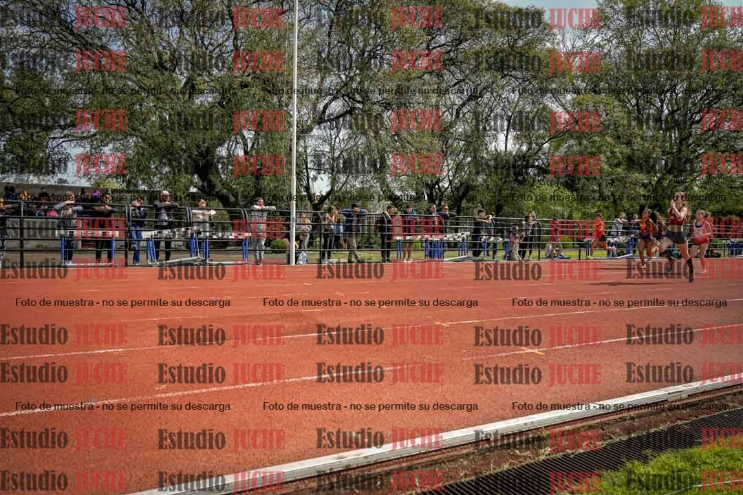 Fotos de los 80 m llanos de mujeres