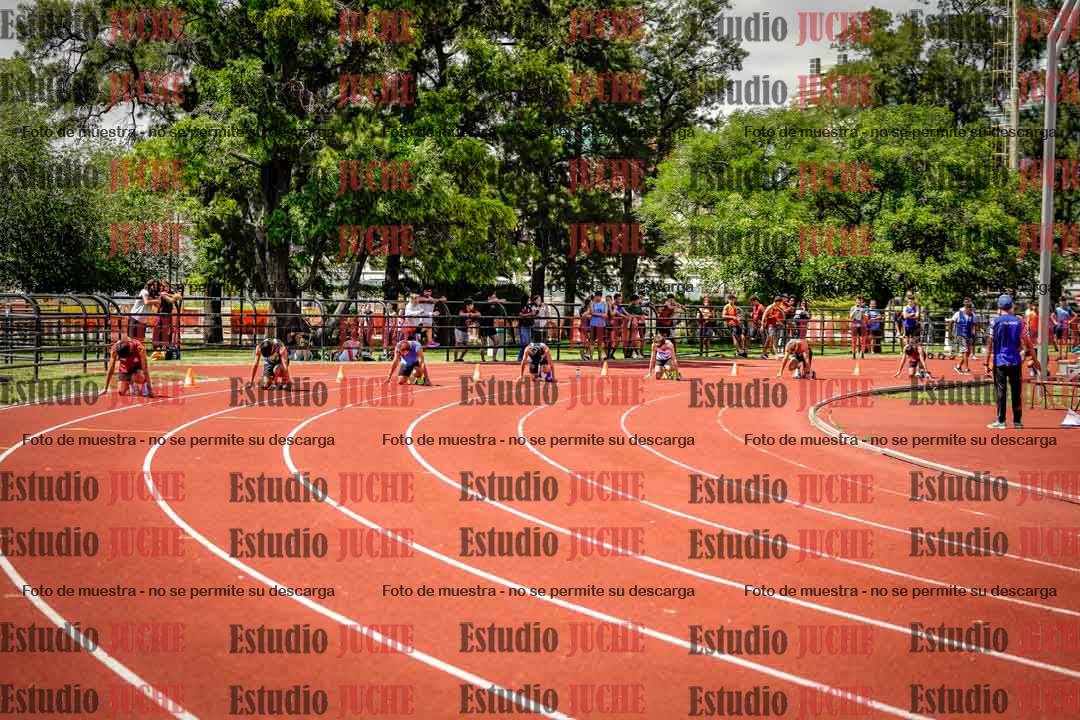 Fotos de los 200 m llanos de varones