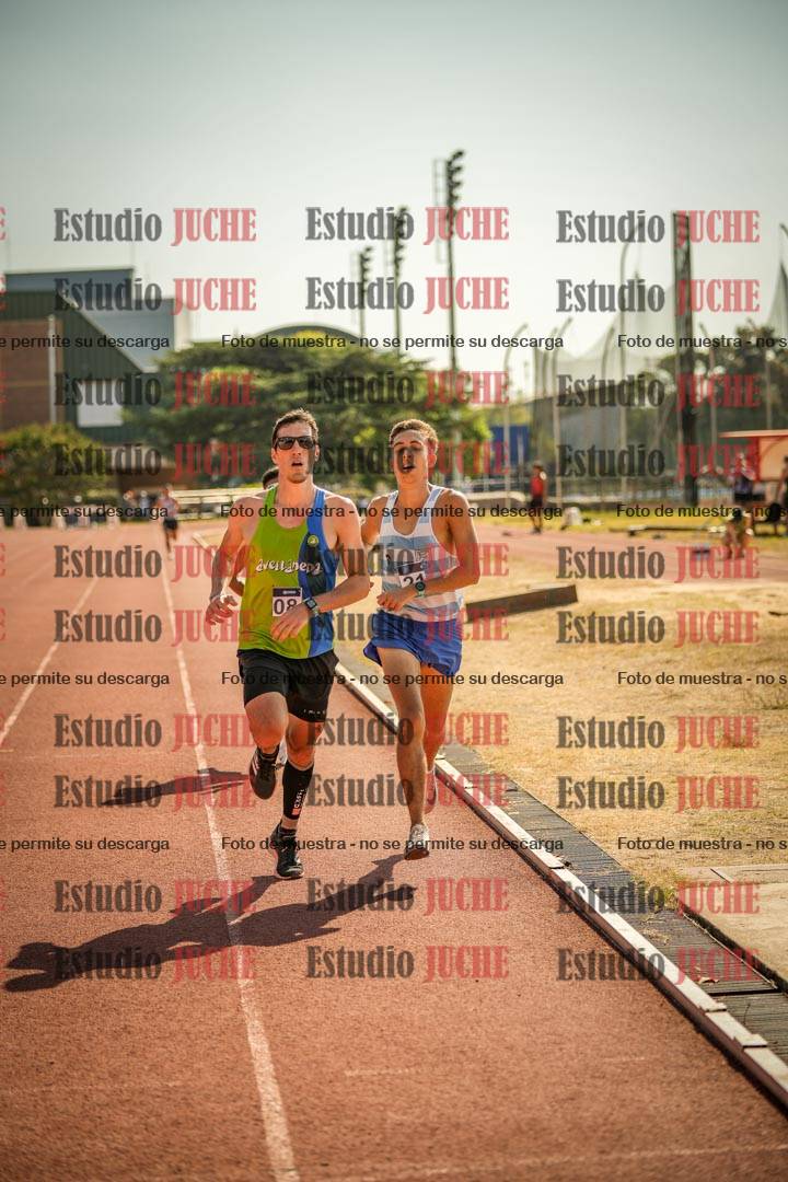 Fotos de los 3000 m llanos de varones