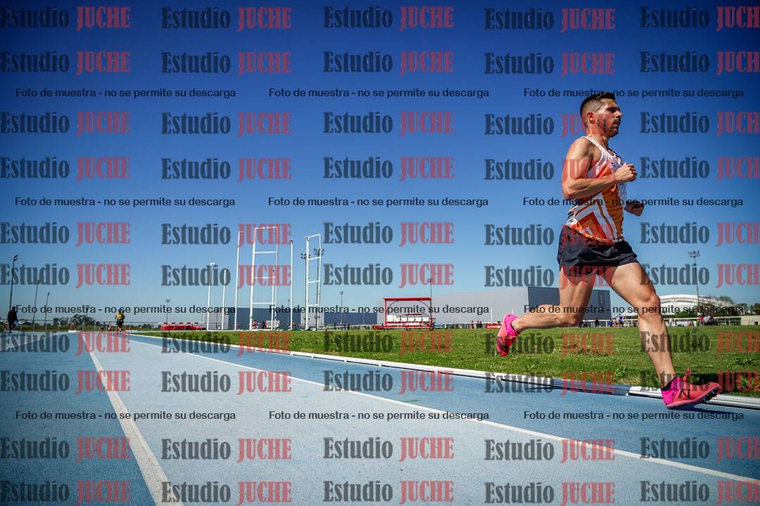 Fotos de los 5000 m de mujeres y varones - serie 2