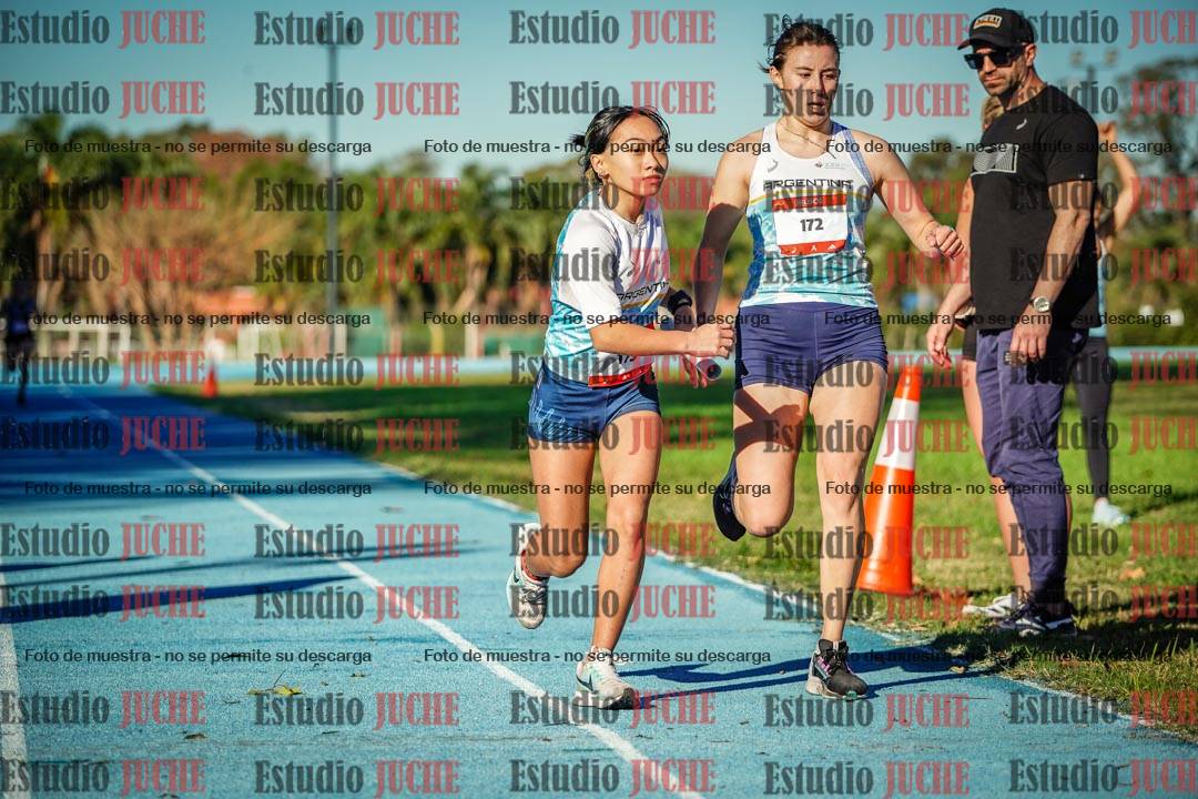 Fotos durante los relevos