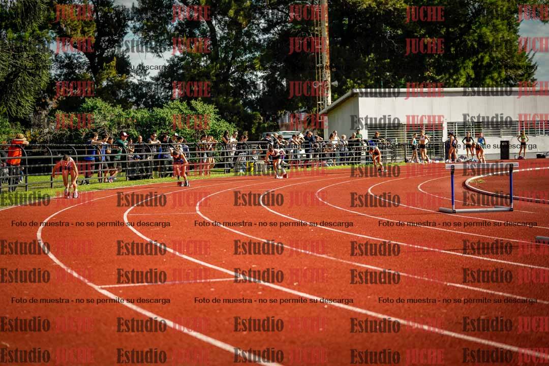 Fotos de los 400 m con vallas de mujeres