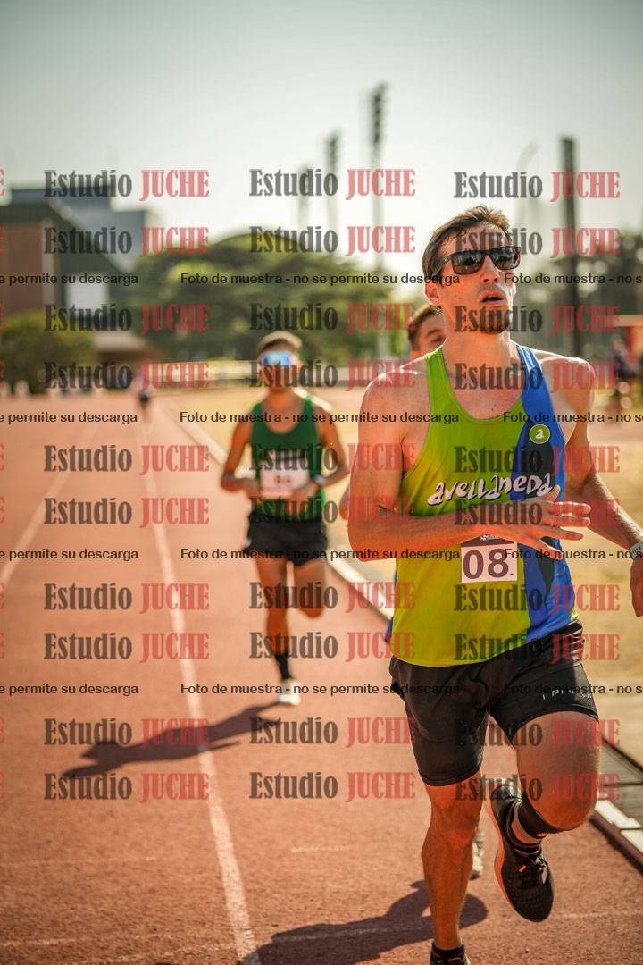 Fotos de los 3000 m llanos de varones