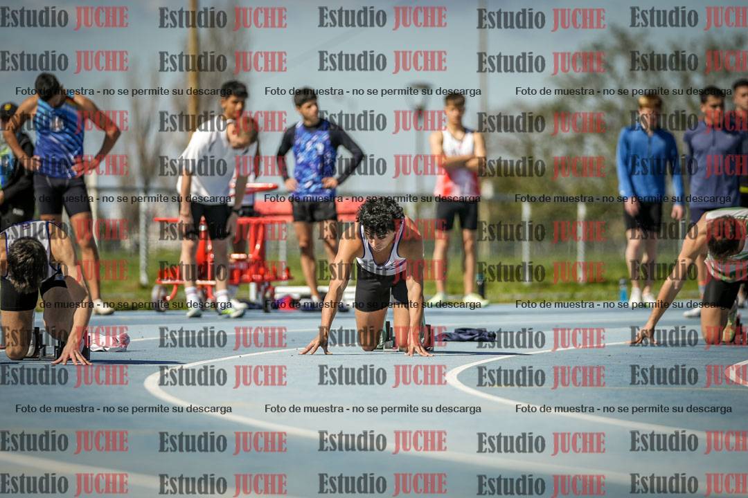 Fotos de los 200 m llanos de varones