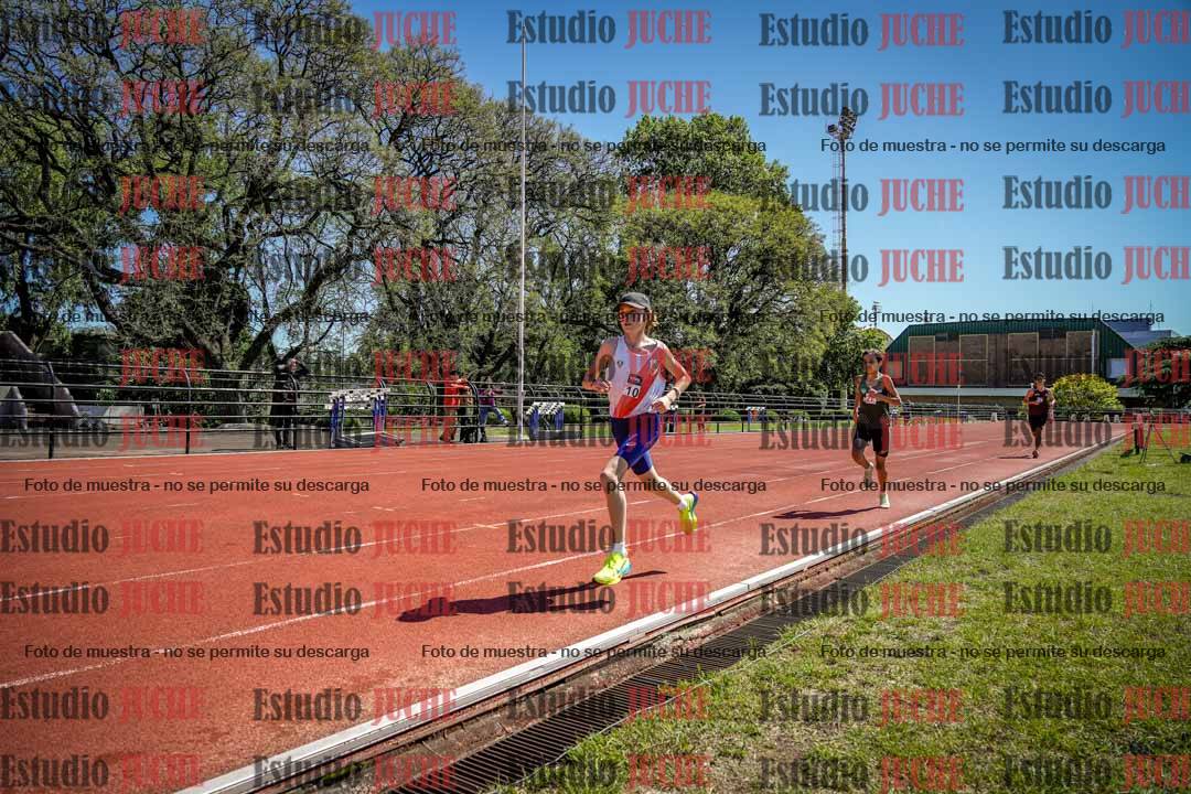 Fotos de los 2400 m llanos de varones