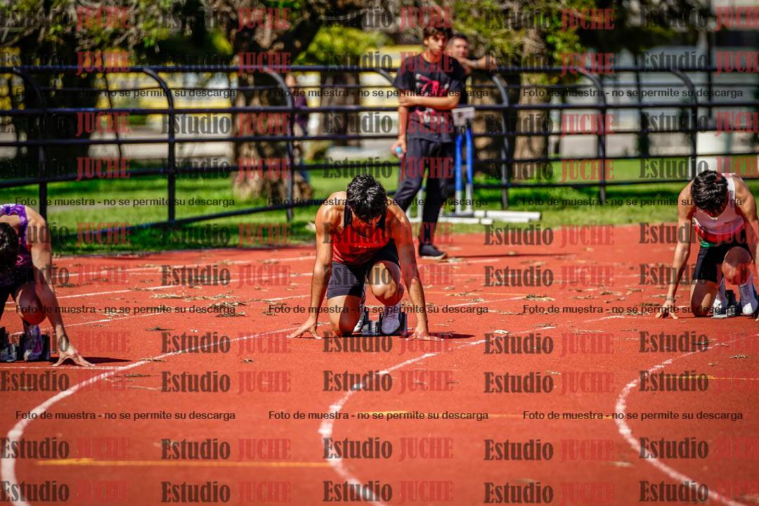 Fotos de los 200 m llanos de varones