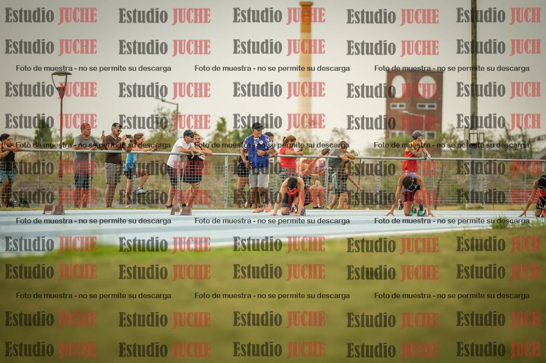 Fotos de los 300 m llanos de varones