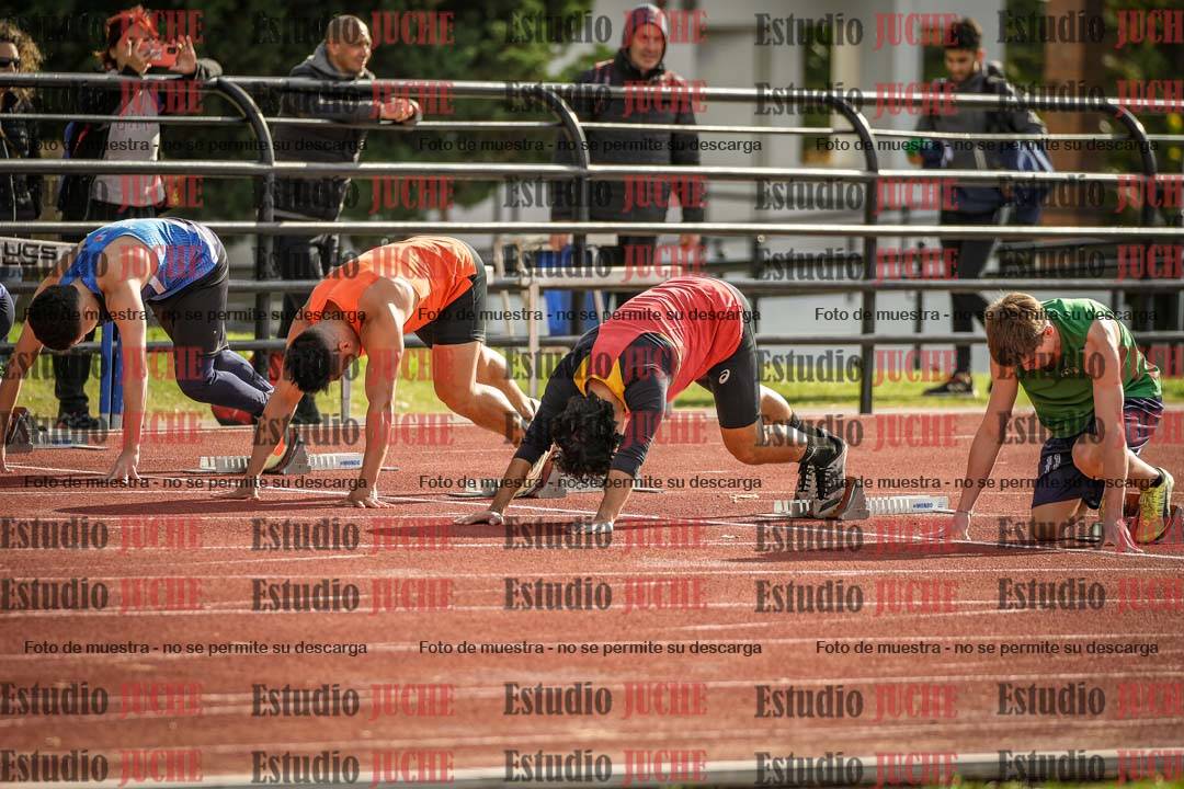 Fotos de los 100 m llanos de varones