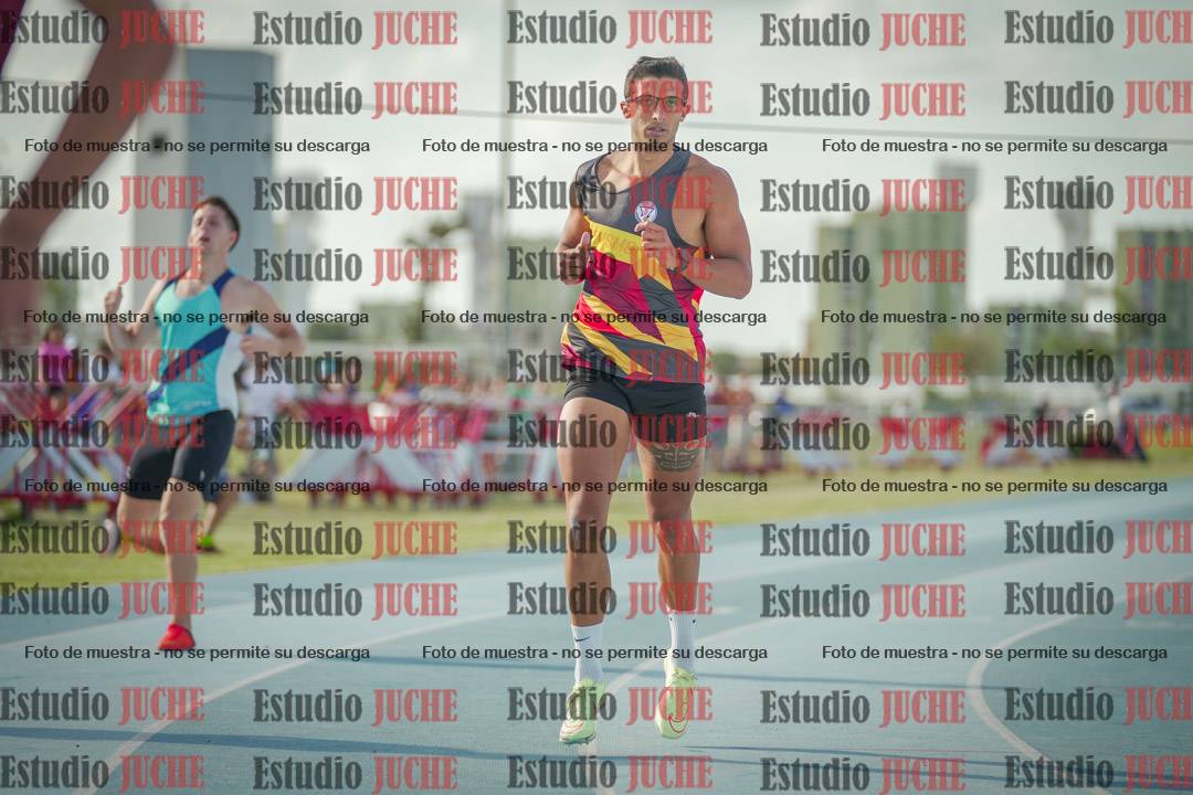 Fotos de los 400 m llanos de varones