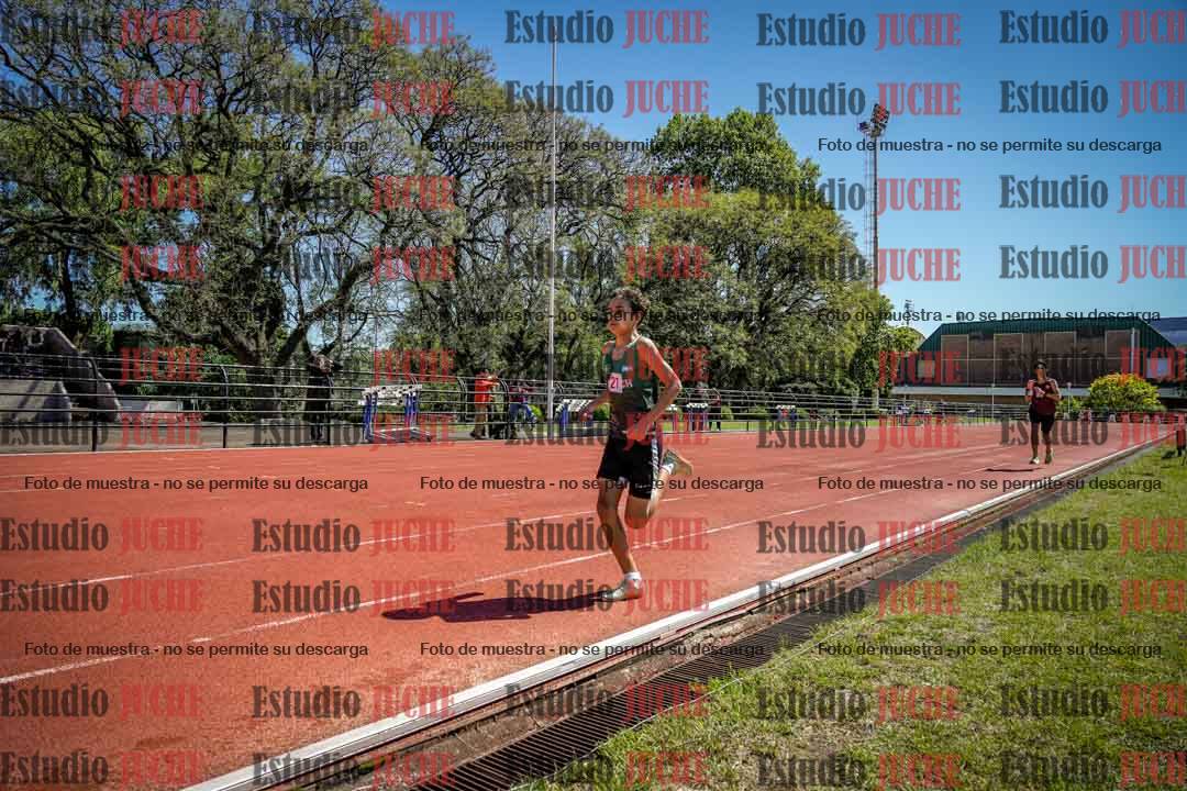 Fotos de los 2400 m llanos de varones