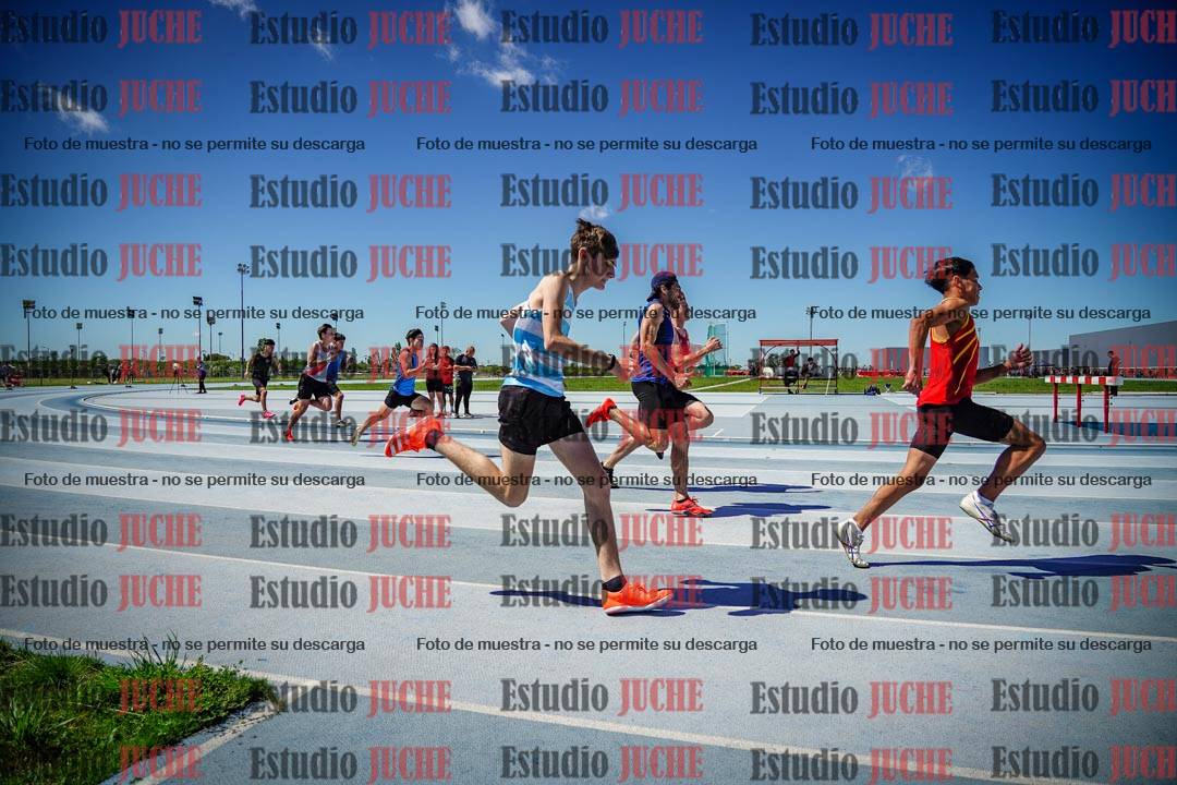 Fotos de los 200 m llanos de varones