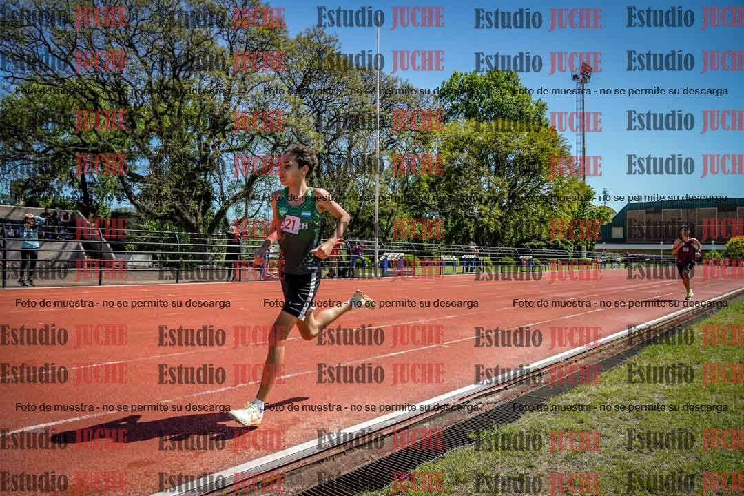 Fotos de los 2400 m llanos de varones