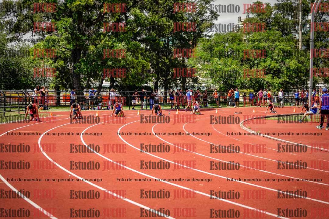 Fotos de los 200 m llanos de varones