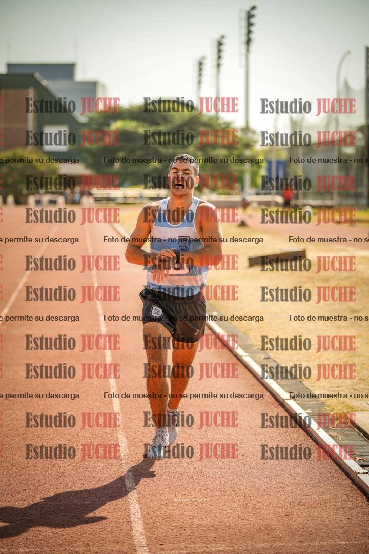 Fotos de los 3000 m llanos de varones