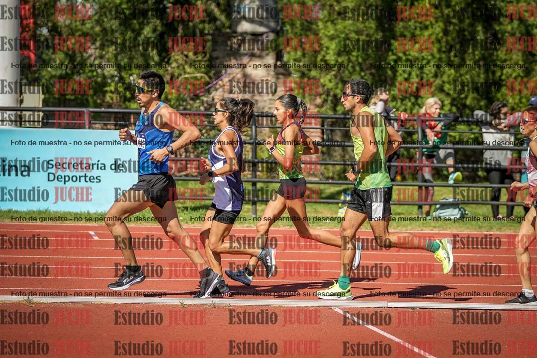 Fotos de los 10.000 m de mujeres y varones - serie 2