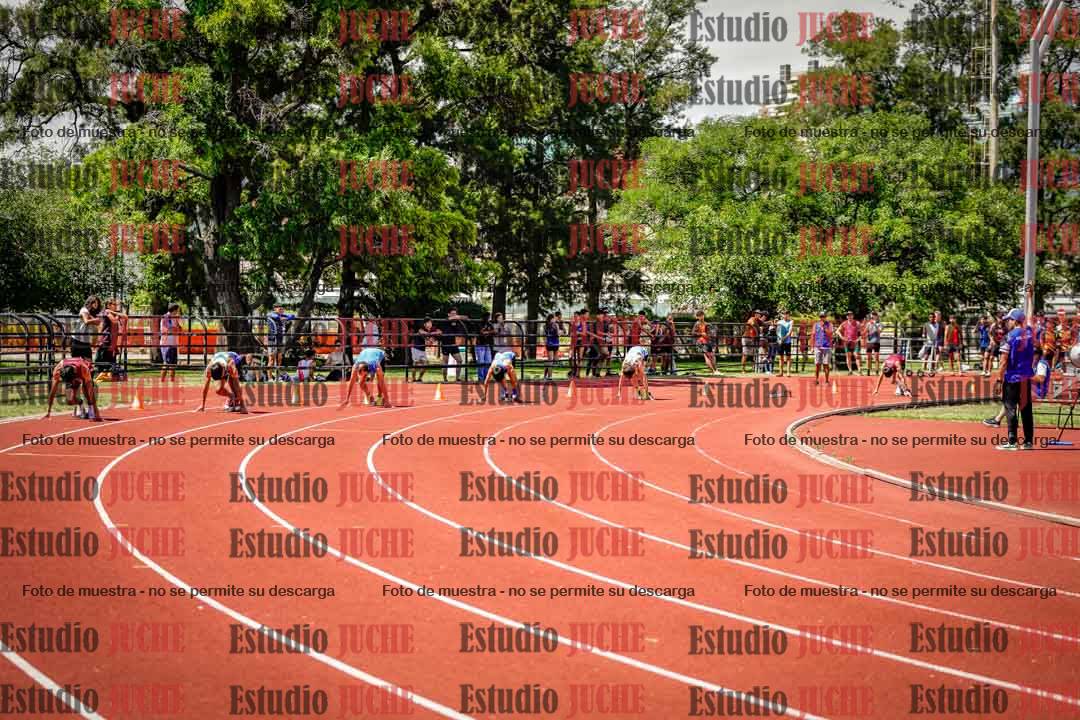 Fotos de los 200 m llanos de varones