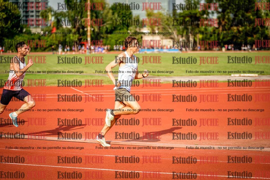 Fotos de los 3000 m llanos de varones