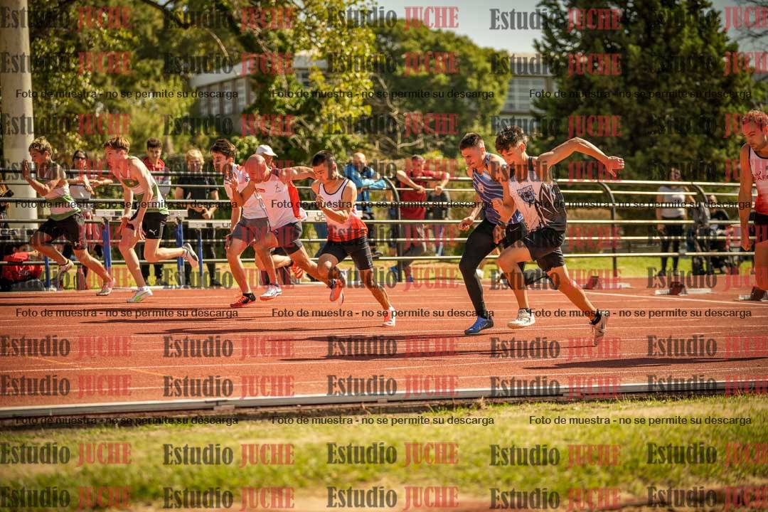Fotos de los 100 m llanos de varones