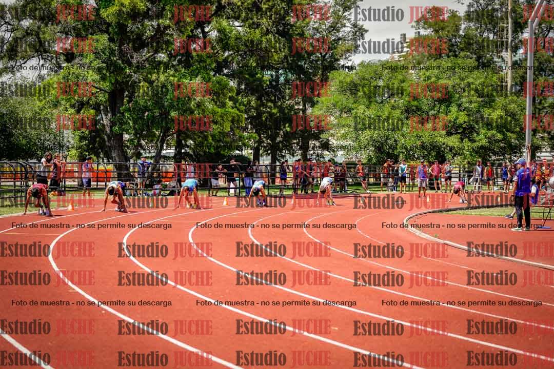 Fotos de los 200 m llanos de varones