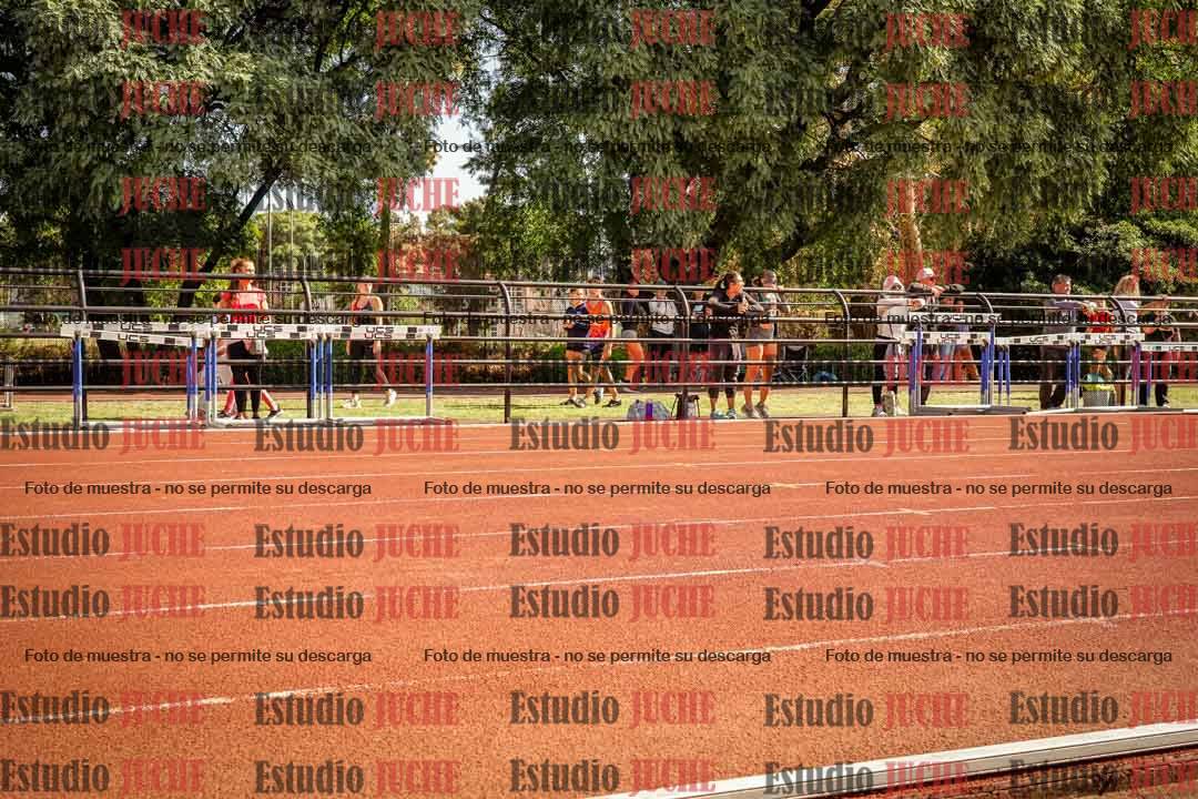 Fotos de los 100 m llanos de varones