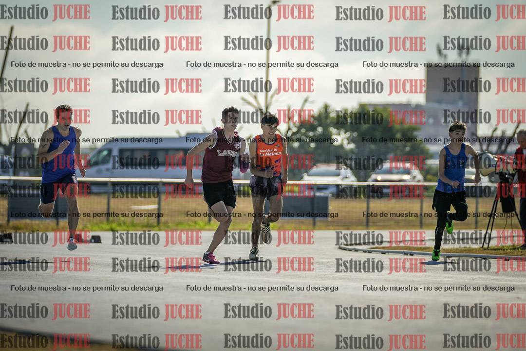 Fotos de los 100 m llanos de varones