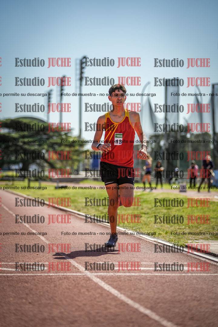 Fotos de los 2400 m de varones