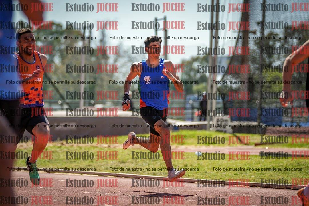 Fotos de los 200 m llanos de varones