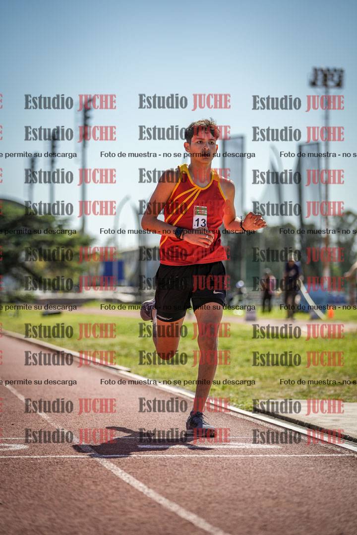 Fotos de los 2400 m de varones