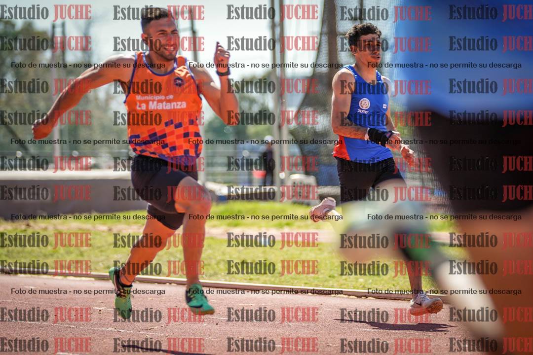 Fotos de los 200 m llanos de varones