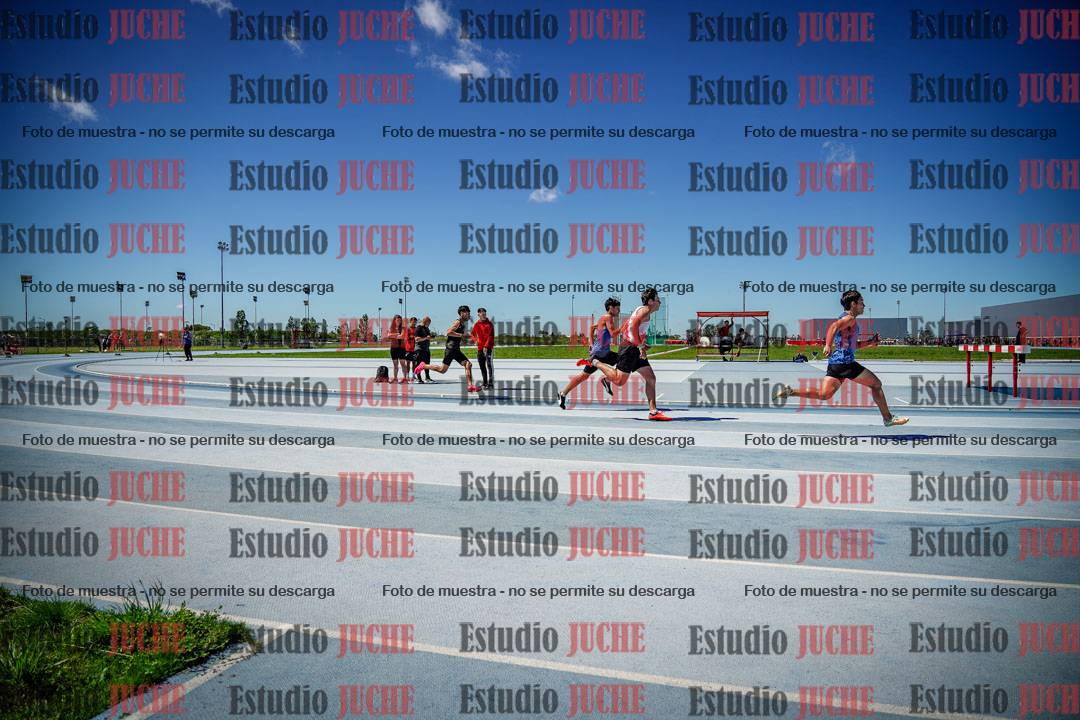 Fotos de los 200 m llanos de varones