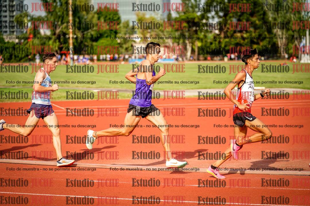 Fotos de los 3000 m llanos de varones