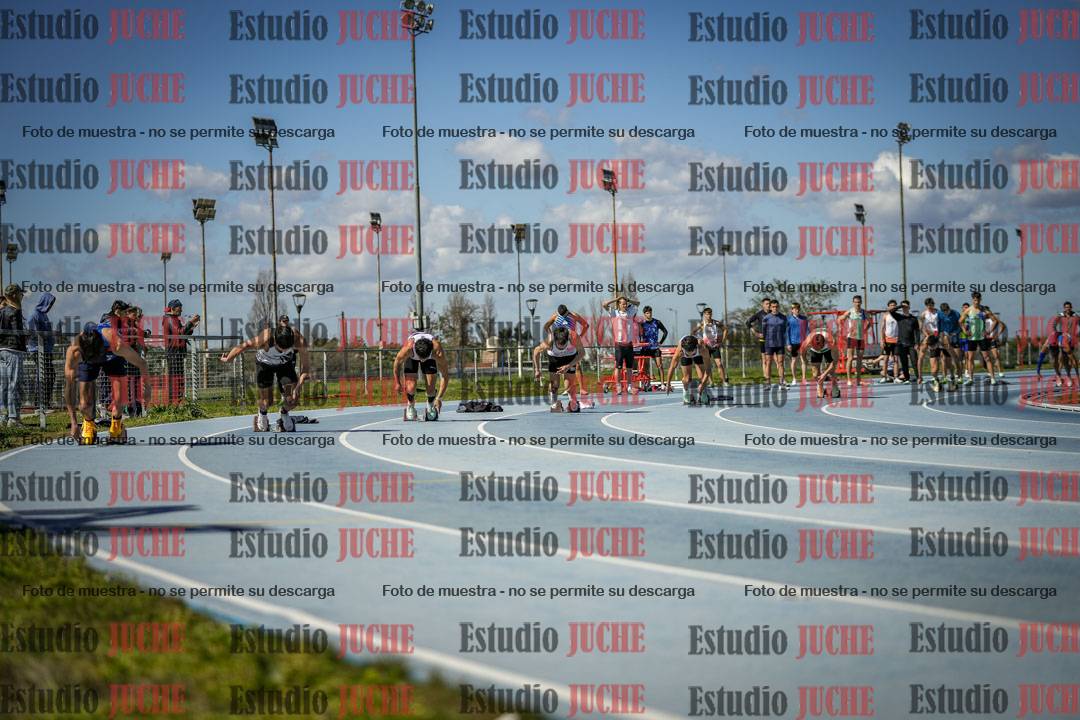 Fotos de los 200 m llanos de varones