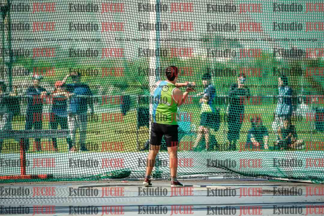 Fotos del lanzamiento de martillo de varones