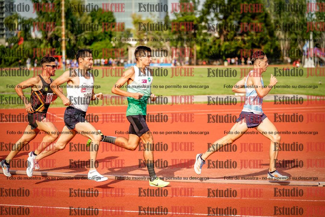 Fotos de los 3000 m llanos de varones