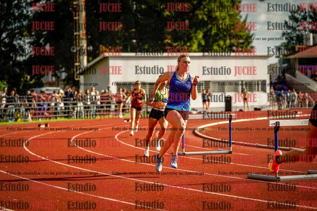 Fotos de los 400 m con vallas de mujeres