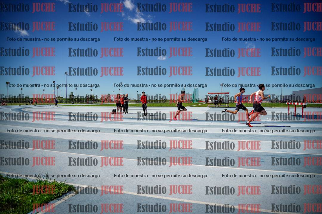 Fotos de los 200 m llanos de varones