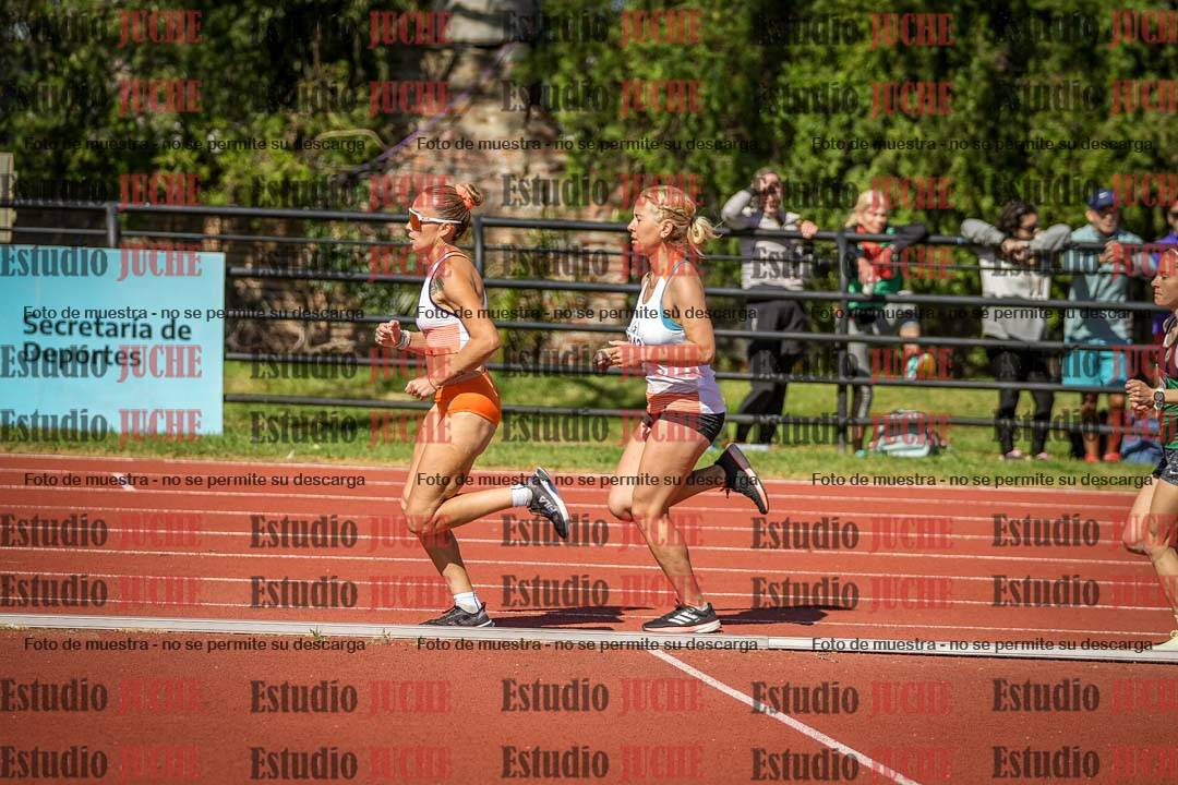 Fotos de los 10.000 m de mujeres y varones - serie 2